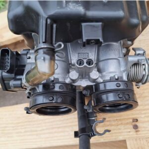 Honda CBR 500R Throttle Body with TPS Injectors & Air Box/Air Filter
