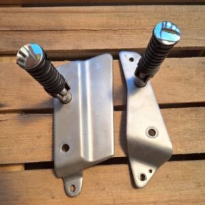 Yamaha XV250 Virago Pillion Footpegs and Brackets